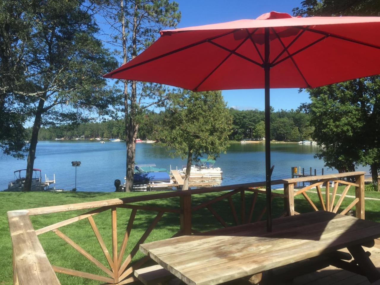 Clear Lake Resort West Branch Exterior photo