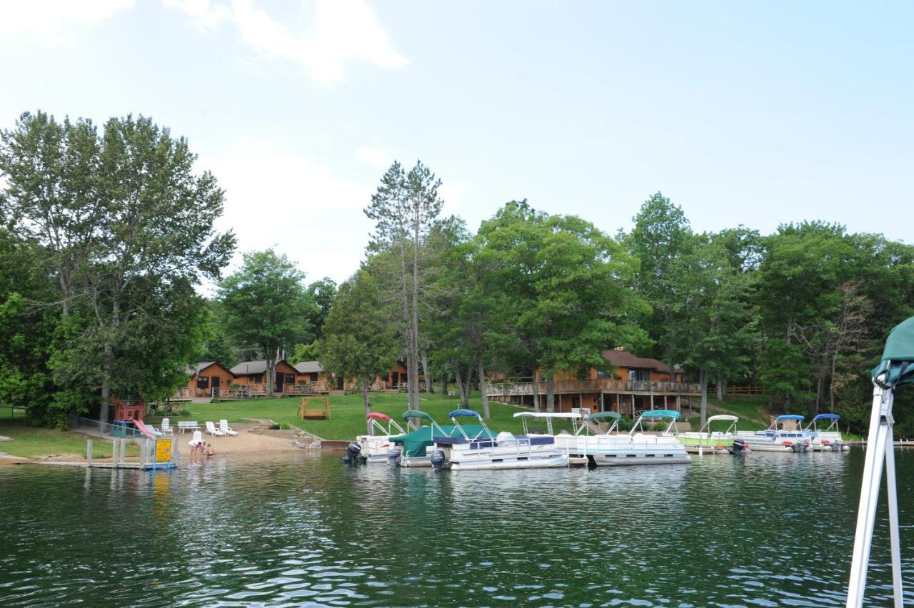Clear Lake Resort West Branch Exterior photo